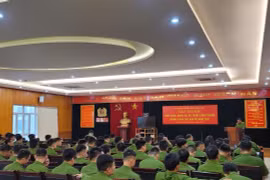 Tập huấn điều lệnh quân sự võ thuật toàn lực lượng Cảnh sát bảo vệ