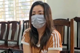 Người đàn bà đẹp đứng sau các màn kịch ‘ông tây giàu có, cô đơn’