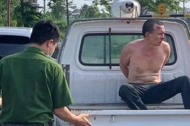 Khởi tố kẻ đâm trọng thương tài xế taxi về tội Giết người