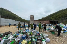 Đột kích lò chuyên đốt hàng chục tấn thất thải nguy hại mỗi ngày