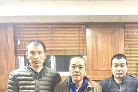 Phát lộ ổ nhóm “kiếm” hàng chục tỷ đồng từ các tàu, bến bãi khai thác cát trái phép