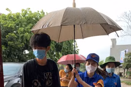 Thí sinh dự thi tốt nghiệp cấp 3 suýt lỡ dở vì…ngủ quên