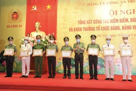 Xây dựng Đảng là nhiệm vụ then chốt, có ý nghĩa quyết định 