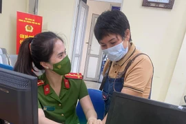 CAQ Hà Đông (Hà Nội): Tiếp nhận, hoàn tất thủ tục cấp Căn cước gắn chip cho toàn bộ người đặc xá