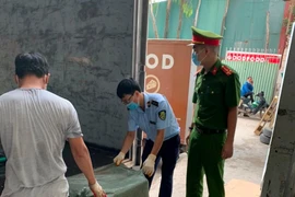 Xe ‘luồng xanh’ chở gần 6 tấn nội tạng ‘bẩn’, vượt tuyến từ biên giới về Hà Nội