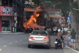 Lời khai của kẻ ném ‘bom xăng’ cửa hàng xe máy tại Vĩnh Phúc