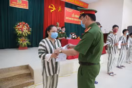 'Ngày về" của 22 phạm nhân thi hành án tại Trại tạm giam số 2