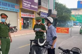 1.417 trường hợp bị xử phạt do vi phạm quy định giãn cách xã hội…