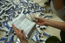 Thận trọng trước thuốc trị Covid-19 không rõ nguồn gốc