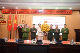 Công bố Quyết định của Chủ tịch nước về thăng cấp bậc hàm tướng Công an nhân dân