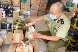 Thu trên 1.600 sản phẩm kem đánh răng dược liệu giả nhãn hiệu