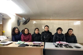 Sáu người đàn bà tổ chức đánh bạc qua mạng xã hội