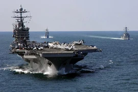 Mỹ triển khai tàu sân bay hạt nhân tới Trung Đông tấn công IS