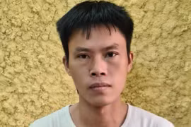 Bắt 'gã nghiện' ma túy thủ vam phá khóa đi 'săn' xe máy