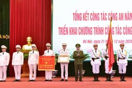 Công an quận Long Biên (Hà Nội): Một tập thể Anh hùng 