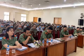 Trang bị kiến thức, kỹ năng nghiệp vụ cho lực lượng bảo vệ dân phố