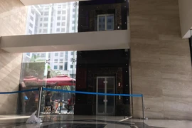 Điều tra vụ người đàn ông bị thương nặng sau khi bước ra từ thang máy chung cư Golden Land