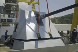 Ấn Độ quyết định sắm pháo cho chiến hạm tự đóng