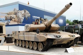 Đức tạm dừng cung cấp vũ khí cho Arap Saudi 