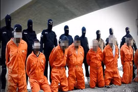 Lộ video 8 cảnh sát Iraq bị tổ chức Nhà nước Hồi giáo IS xử tử