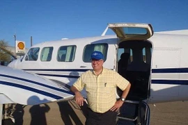 Máy bay rơi ở Mỹ, bé gái duy nhất thoát chết gõ cửa cầu cứu