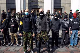 Nga đưa 5 tổ chức dân tộc cực đoan Ukraine vào danh sách đen