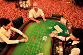 Phải trình giấy tờ chứng minh thu nhập, người Việt mới được vào chơi casino