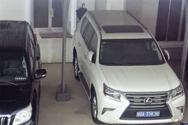 Thành lập tổ kiểm tra việc tiếp nhận xe ô tô biếu, tặng