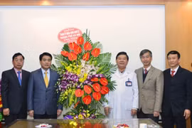 Tạo đột phá, nâng cao chất lượng chăm sóc sức khỏe nhân dân