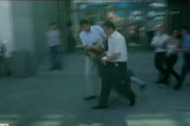 Cúp Vô địch Bóng đá châu Âu lại bị tấn công