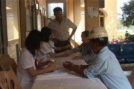 Khám bệnh tình nguyện tại đảo Cô Tô, Quảng Ninh