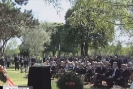 Áo tưởng niệm các nạn nhân bị Đức quốc xã giết hại