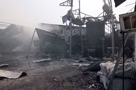 Nổ ở lò đốt gạch, một người chết, một người thương nặng