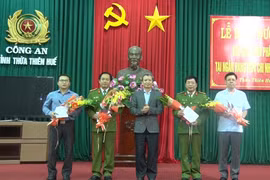 Thưởng nóng ban chuyên án khám phá vụ cướp ngân hàng BIDV tại Huế
