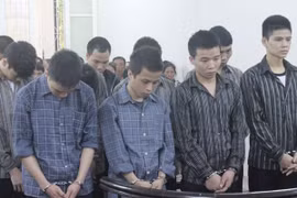 Kinh hoàng vụ cô bé 15 tuổi nhiều lần bị hãm hiếp tập thể