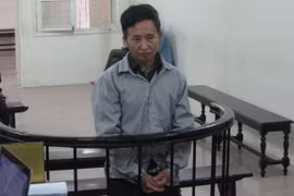 Buôn bán cả nghìn bánh heroin, ra tòa lại nói chỉ “lái” trâu, bò