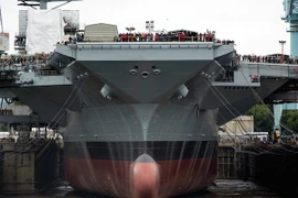 Siêu tàu sân bay của Mỹ chưa xây xong đã vượt trần ngân sách