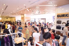 Đến Vincom "mang nụ cười cho người mình yêu"