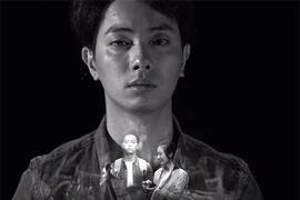 Đình Hiếu gây bất ngờ với nhạc phim "Cho em gần anh thêm chút nữa"