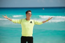 Đàm Vĩnh Hưng hội ngộ Thu Minh trên ghế nóng 