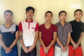 Dính đòn hội đồng, gọi trai làng mang dao đến “rửa hận”