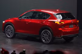 Liệu Mazda CX-5 2017 có tiếp tục "làm mưa gọi gió" tại thị trường Việt?