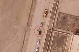 Máy bay không người lái của IS tấn công đoàn xe Nga ở Deir Ezzor