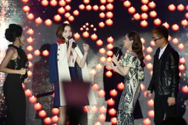 Giang Hồng Ngọc ấm áp, hạnh phúc trong sự chúc mừng của cả dàn "sao" Việt