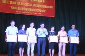 Xây dựng "Văn hóa giao thông với bình yên sông nước"