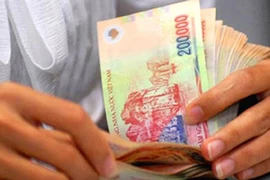 Đề xuất tăng lương cơ sở từ 1-5-2016