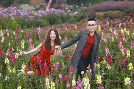 Cặp quán quân Hà Duy - Hoàng Yến lãng mạn giữa vườn hoa xuân