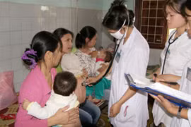 Xuất hiện ổ dịch nghi viêm não virus khiến 7 trẻ tử vong