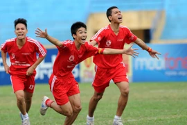 Lịch thi đấu giải bóng đá học sinh THPT Hà Nội 2015 - Báo An ninh Thủ đô