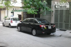 Đang truy bắt kẻ trộm ô tô táo tợn